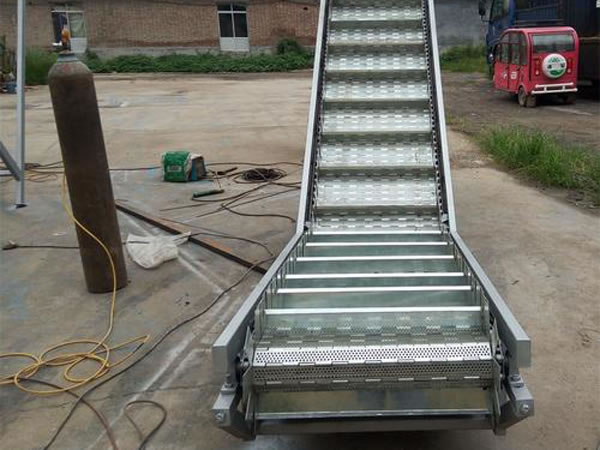 不銹鋼鏈板水平運輸機